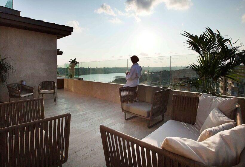 Radisson Blu Hotel Istanbul Pera