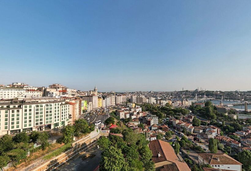 Radisson Blu Hotel Istanbul Pera