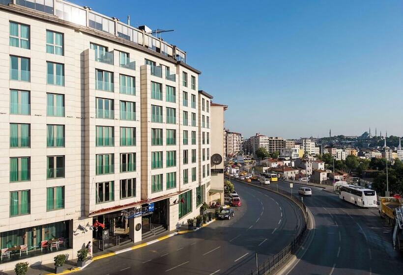 Radisson Blu Hotel Istanbul Pera