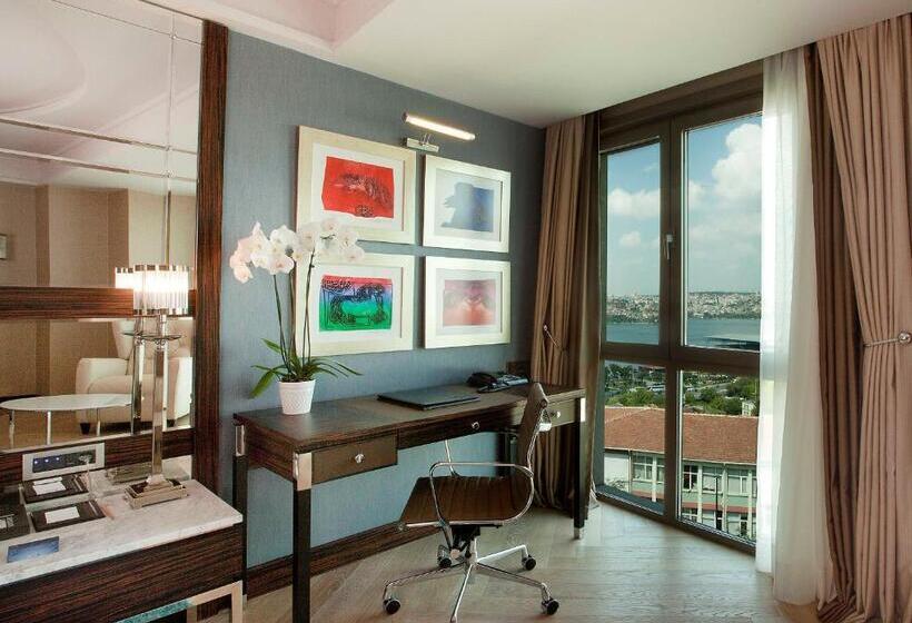 Radisson Blu Hotel Istanbul Pera