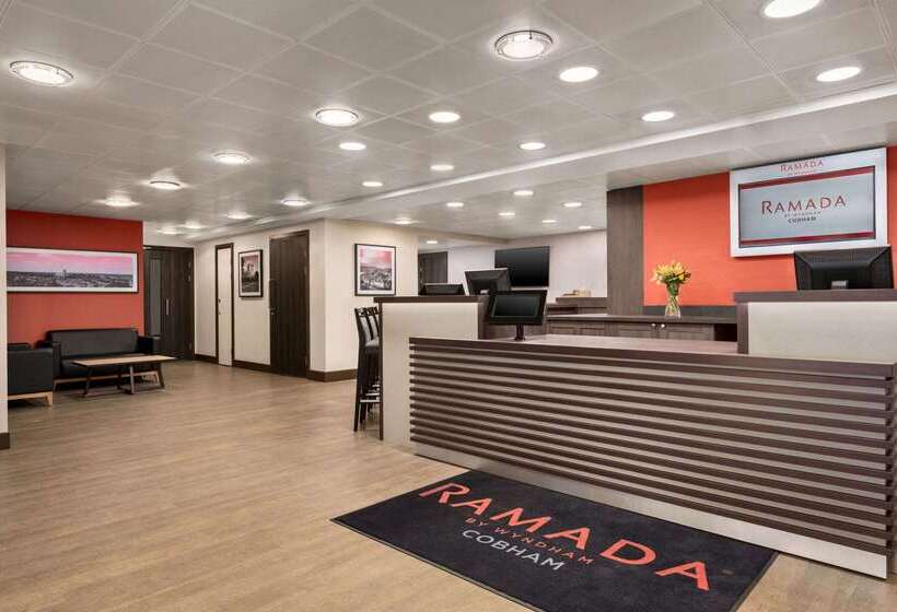 فندق Ramada By Wyndham Cobham