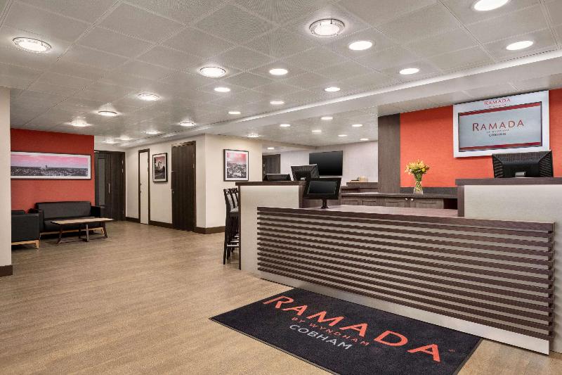 فندق Ramada By Wyndham Cobham