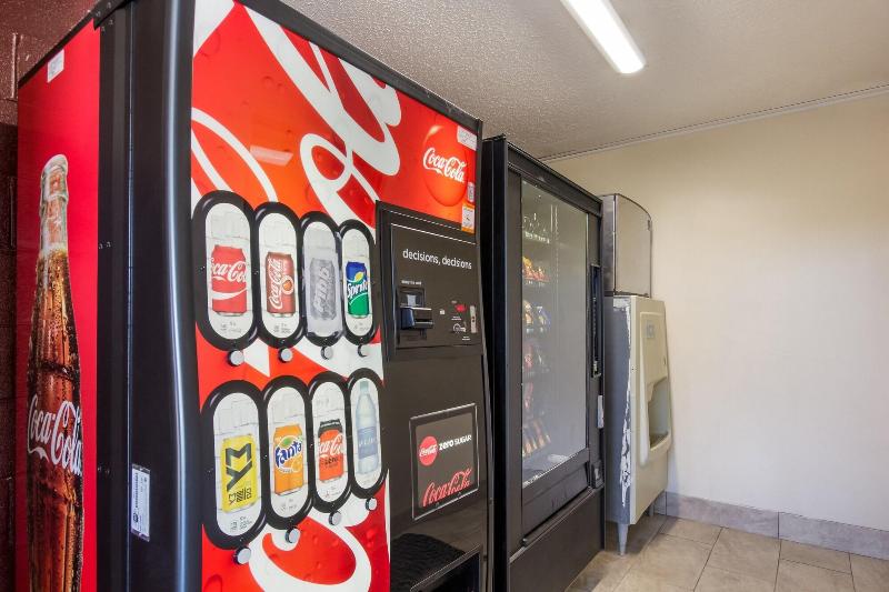 בית מלון כפרי Red Roof Inn Shelbyville