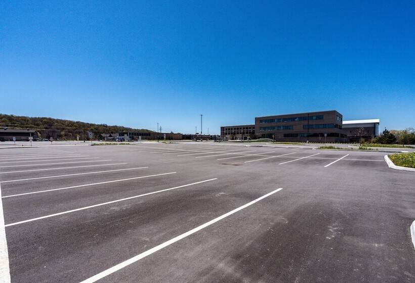 酒店 Residence & Conference Centre  Niagaraonthelake