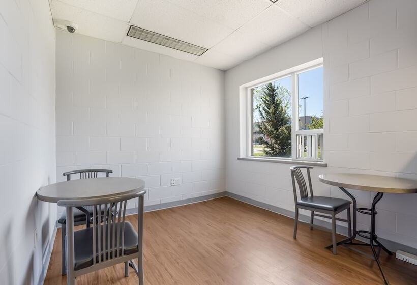 酒店 Residence & Conference Centre  Niagaraonthelake