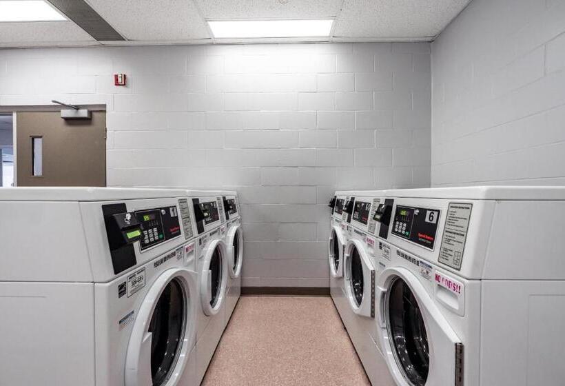 酒店 Residence & Conference Centre  Niagaraonthelake