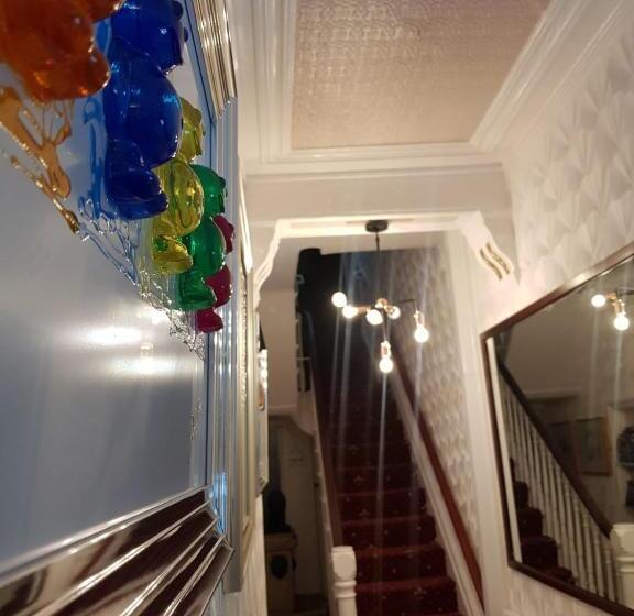 Отель Rock Dene