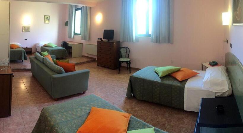 בית מלון כפרי Salus