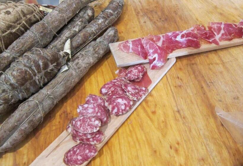 בית מלון כפרי Salus