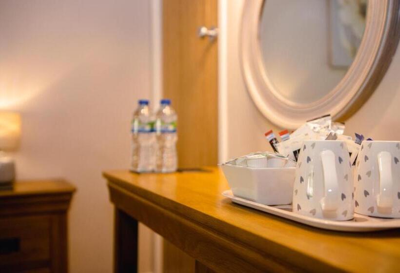 هتل Silverlands Guest House