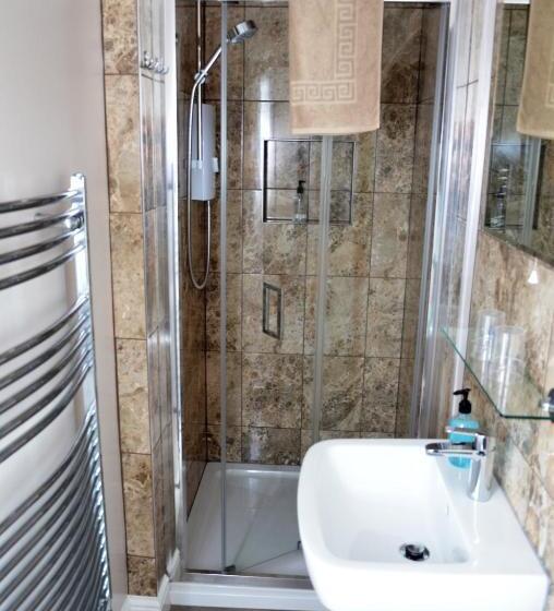 هتل Silverlands Guest House