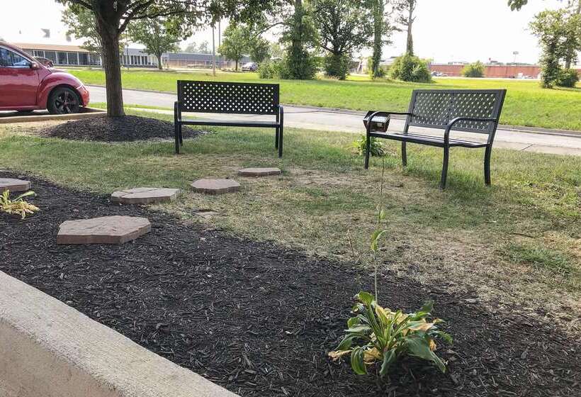 ホテル Spark By Hilton Shepherdsville Louisville South