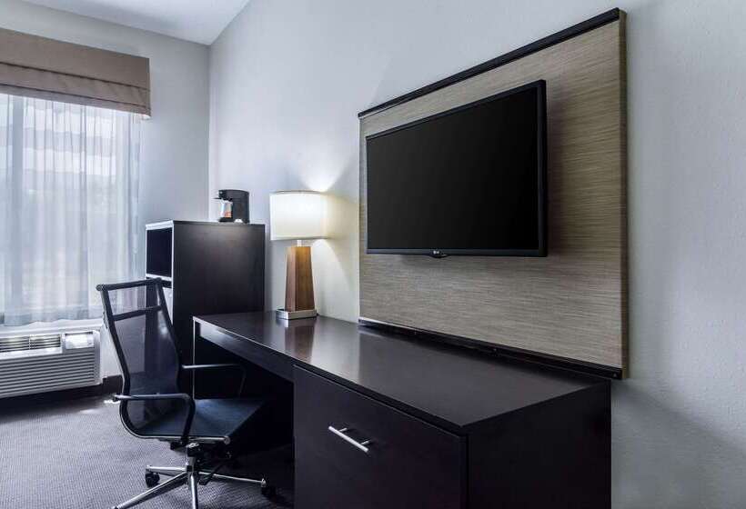 Отель Sleep Inn & Suites Smithfield Near I 95