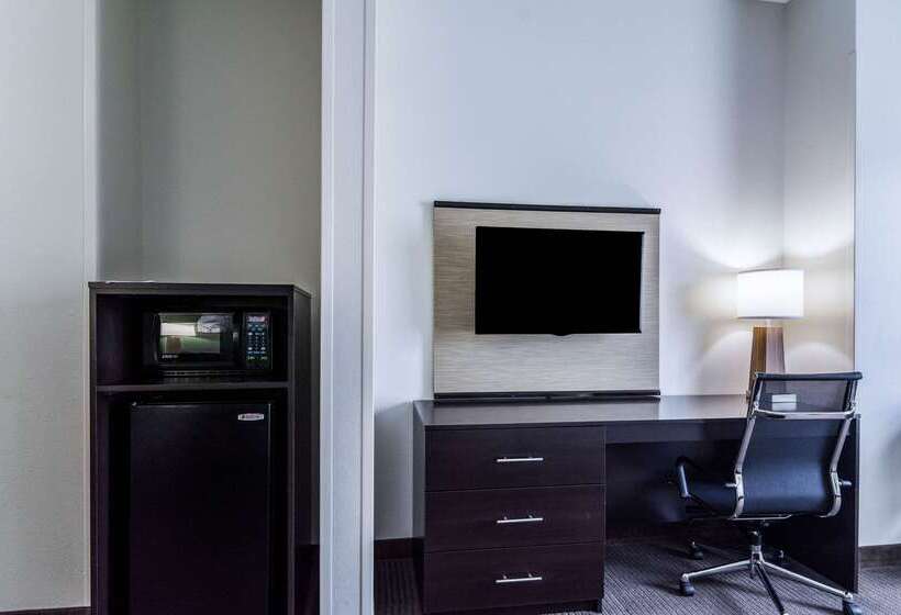 Отель Sleep Inn & Suites Smithfield Near I 95