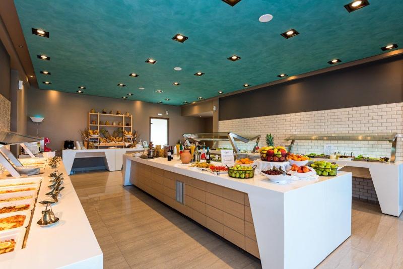 فندق Solimar Aquamarine Resort