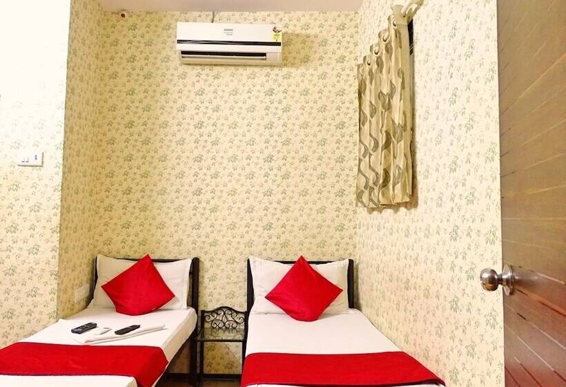 בית מלון כפרי Om Residency