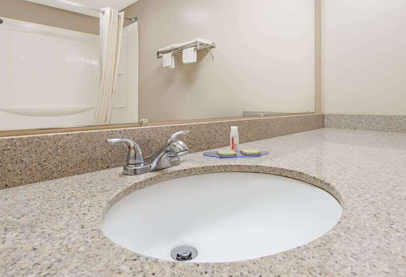 酒店 Super 8 By Wyndham Shepherdsville Louisville South I65