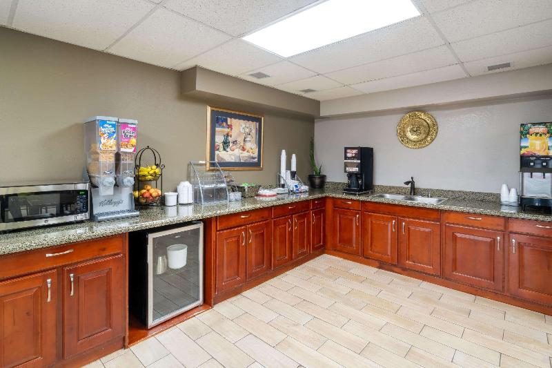 酒店 Super 8 By Wyndham Shepherdsville Louisville South I65