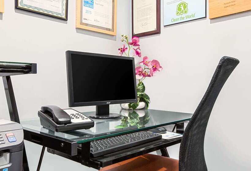 酒店 Super 8 By Wyndham Ukiah