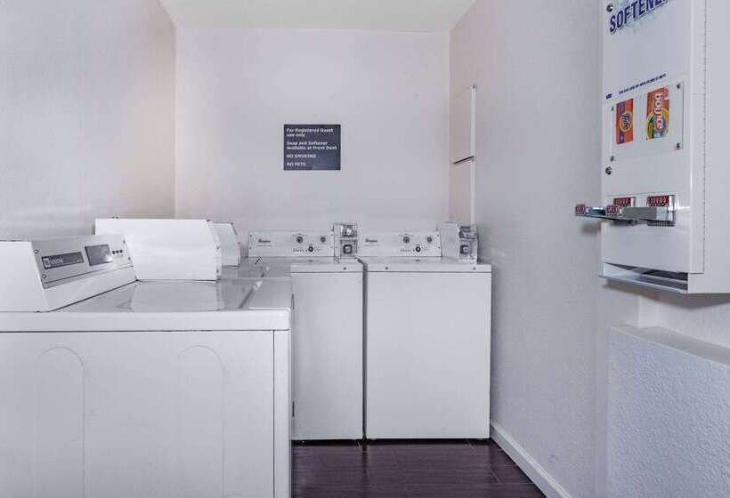 酒店 Super 8 By Wyndham Ukiah