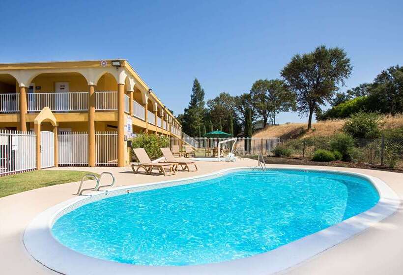 酒店 Super 8 By Wyndham Ukiah