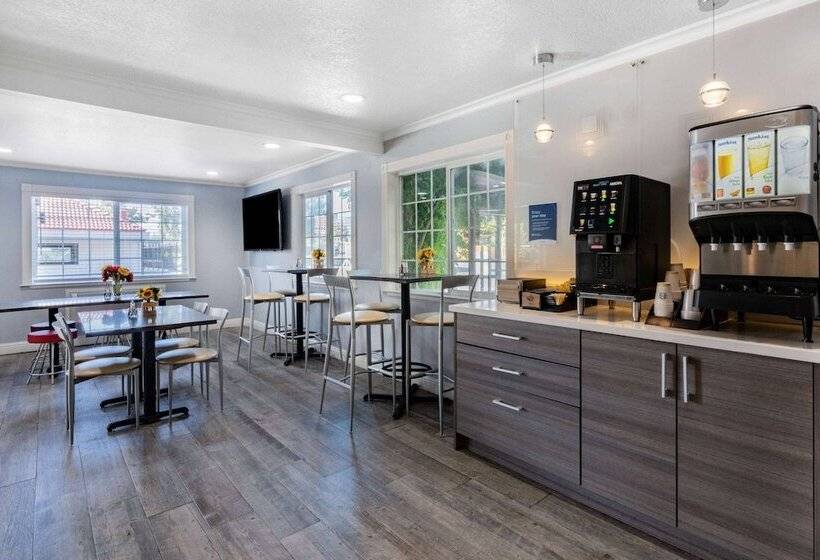 酒店 Super 8 By Wyndham Ukiah