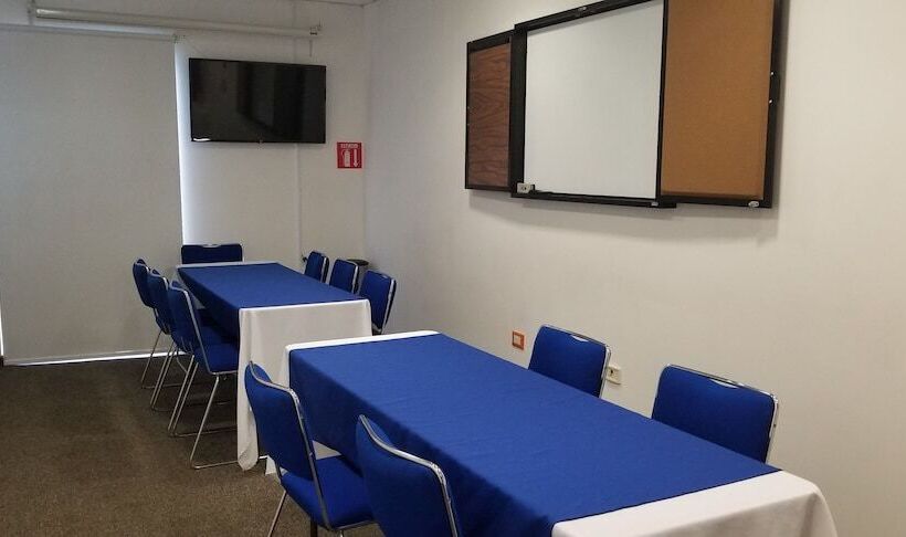 هتل Tecnologico Norte