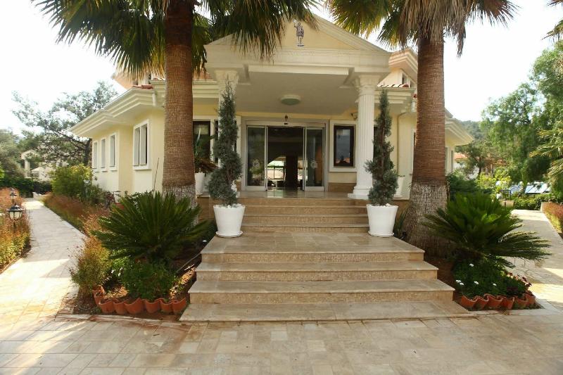 酒店 Telmessos Select