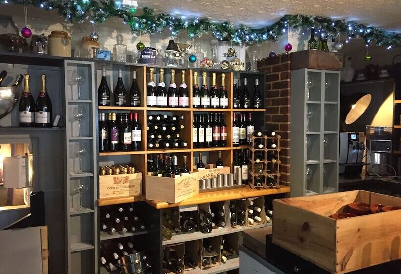 Отель The Abbey