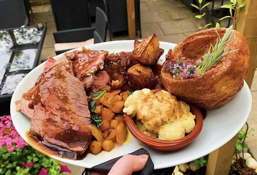 Отель The Abbey