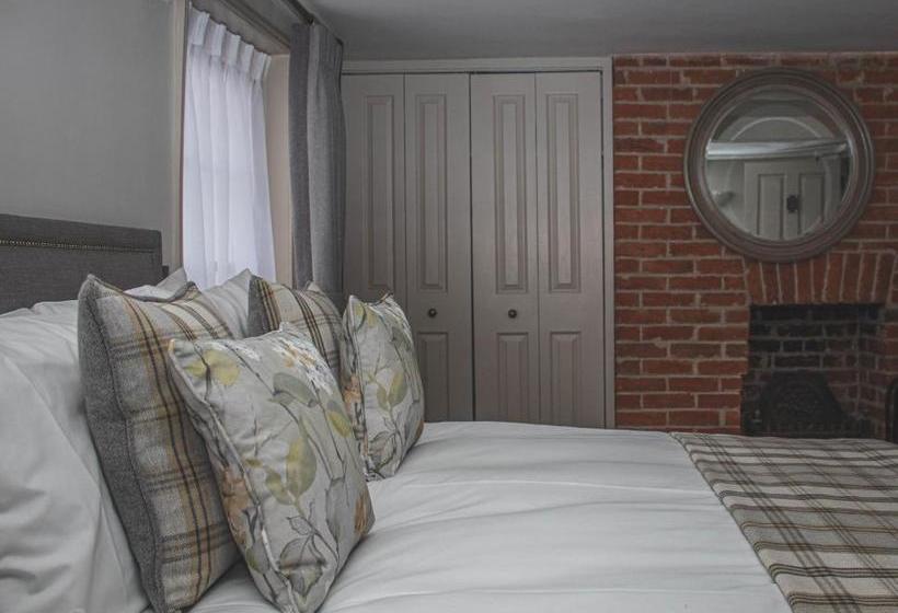 בית מלון כפרי The Angel Inn