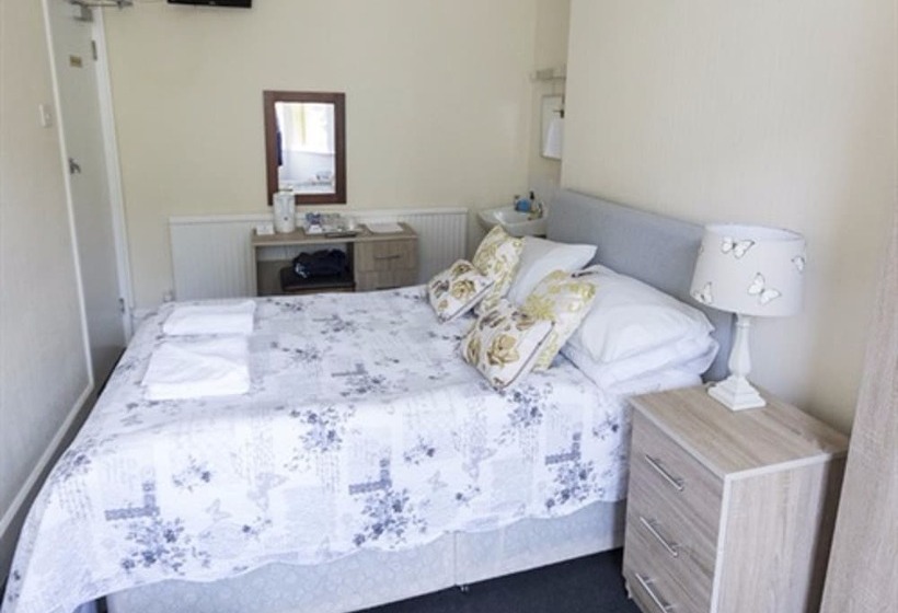 هتل The Firs Bed And Breakfast