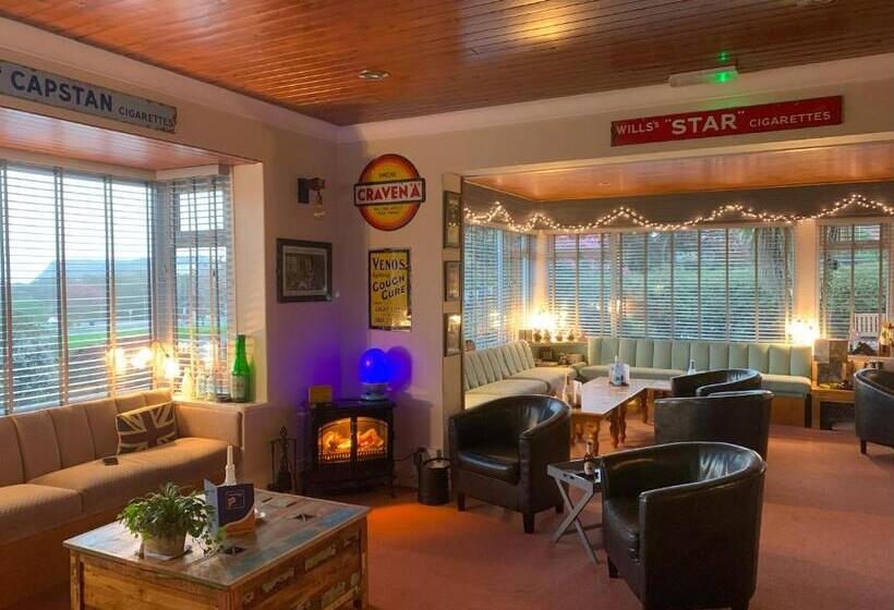 בית מלון כפרי The Headlands