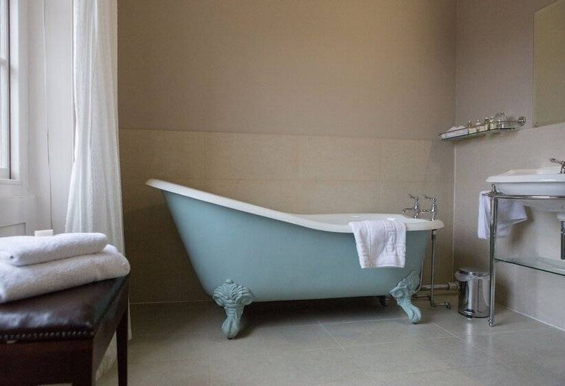 ホテル The King S Head