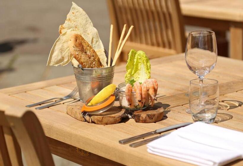 ホテル The King S Head