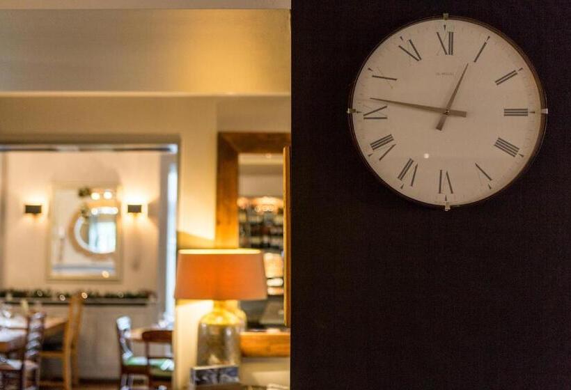 ホテル The King S Head