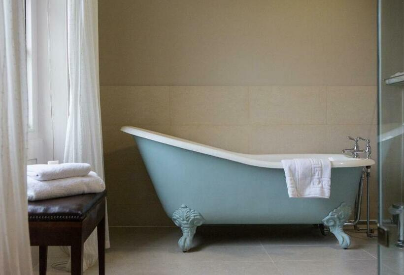 ホテル The King S Head