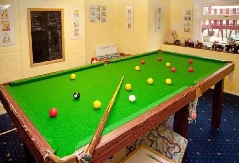 בית מלון כפרי The Meltham Guesthouse Scarborough