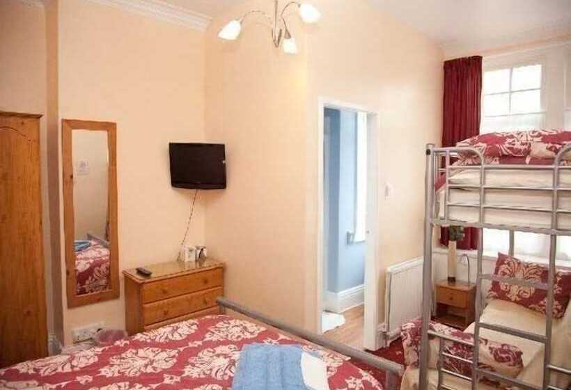هتل The Meltham Guesthouse Scarborough