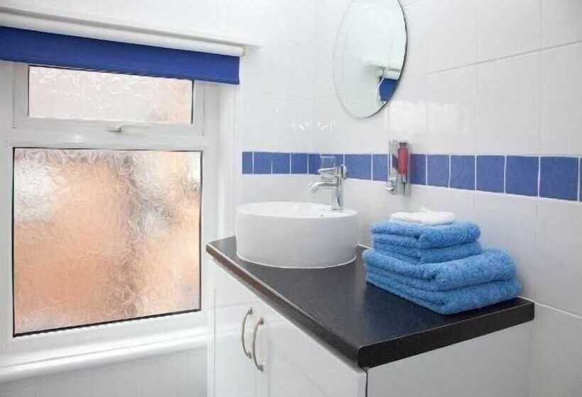 בית מלון כפרי The Meltham Guesthouse Scarborough