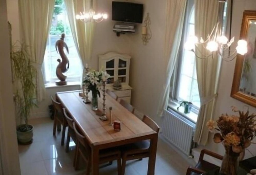 ホテル The Merchant House