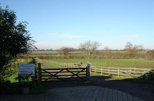 ホテル The Old Stables Guest house