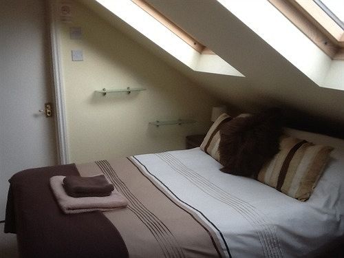 Отель Trevali Guest House