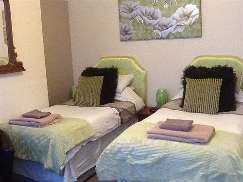 Отель Trevali Guest House