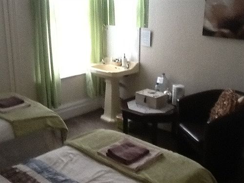 ホテル Trevali Guest House