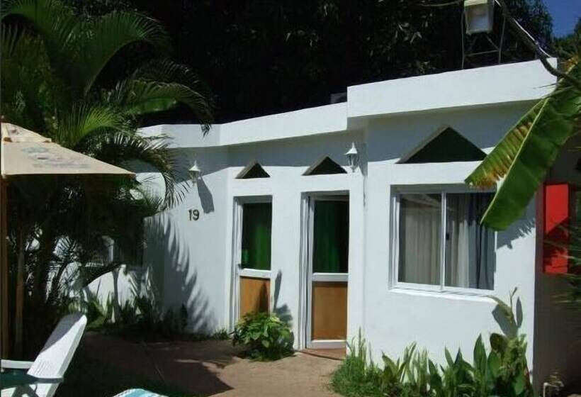 בית מלון כפרי Villa Das Mangas Garden