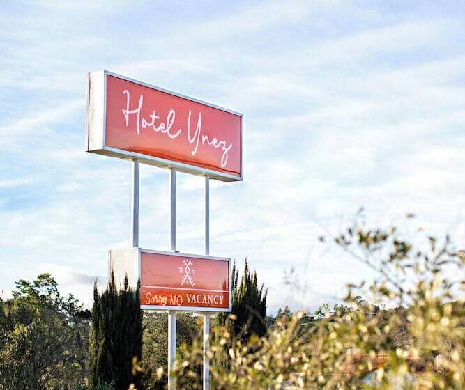 בית מלון כפרי Ynez