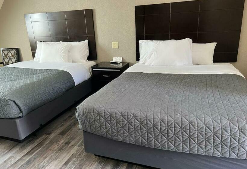 בית מלון כפרי Yosemite Sierra Inn