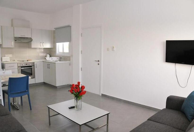 Kaos Hotel Apartments