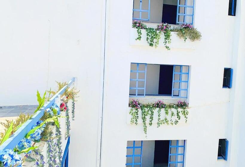 Kassavetis Center Hotel Studios & Apartments